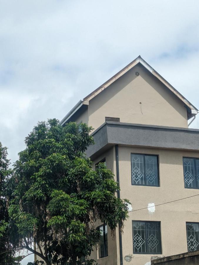 Mufasa City Hostel And Apartments أروشا المظهر الخارجي الصورة